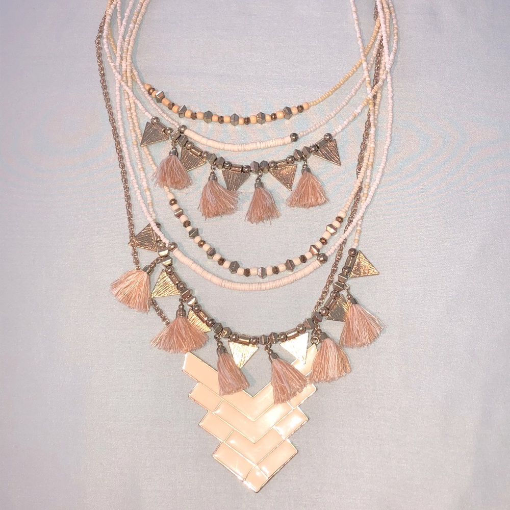 ✨Fun layered necklace bundle!